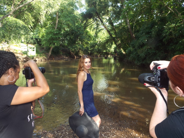 behind_the_scenes_with_lucy_brummett_photo_shoot-13